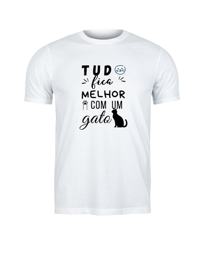 Camiseta Tudo Fica Melhor com um Gato